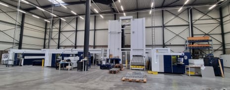TRUMPF Laser Fertigungszelle TrueLaser / Trustore TRUMPF TrueLaser 3030 Fiber / Trustore 3030 489 Aufrufe